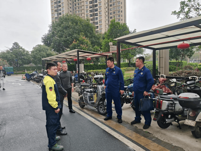 嚴(yán)查違規(guī)行為<strong></p>
<p>不銹鋼板廠
</strong>！佛山市電動自行車全鏈條整治行動持續(xù)進行中:不銹鋼板廠

